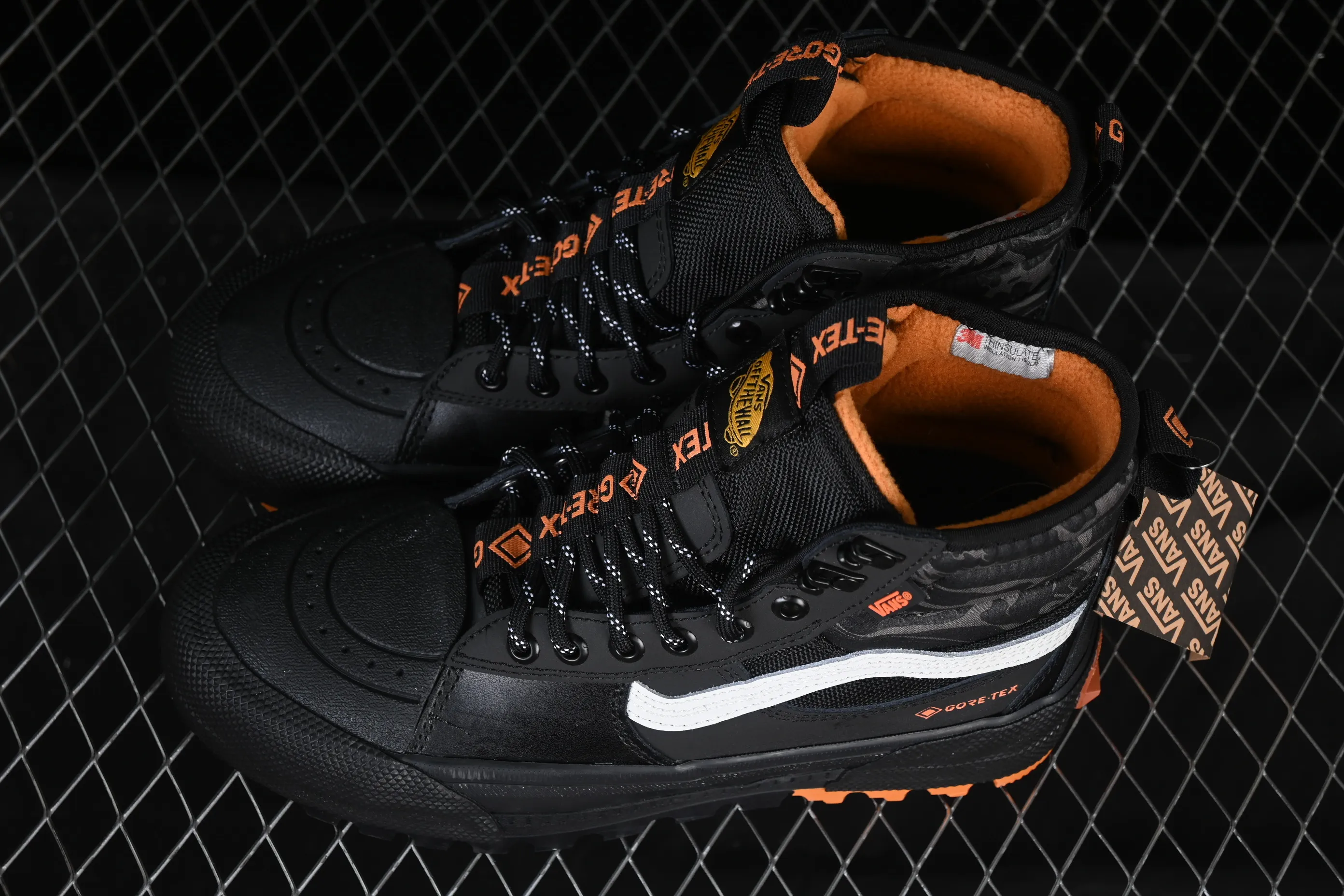 All categories Vans Vans series Vans Hi Vans high-top Vans Sk8-Hi Gore Te Outdoor adventure series round-toe lace-up high-top outdoor functional casual shoes VN0A5I1110K